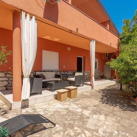Cozy Home In Vrsi With Wifi Ngoại thất bức ảnh